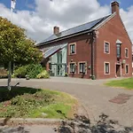 Jubilee Two Bedroom House Pet Free Baby Friendly Vakantiehuis *