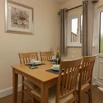 Дом отдыха Jubilee Two Bedroom House Pet Free Baby Friendly *