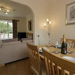 Jubilee Two Bedroom House Pet Free Baby Friendly Пенрит