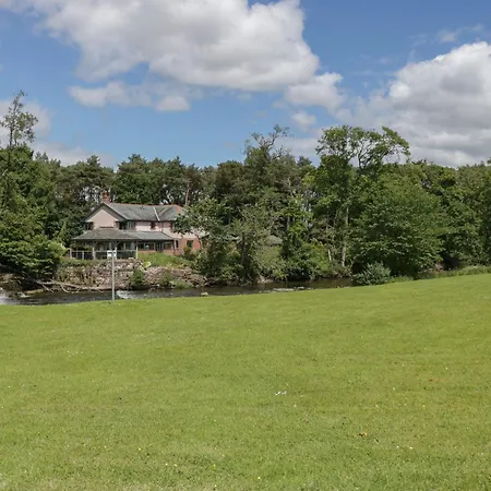 Jubilee Two Bedroom House Pet Free Baby Friendly