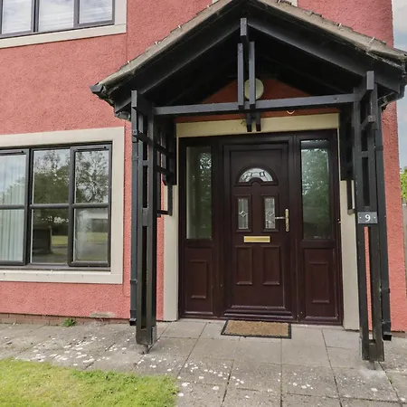 9 Eamont Park Semesterbostad