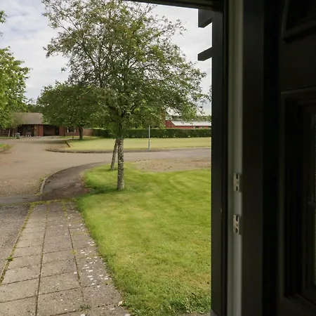 Jubilee Two Bedroom House Pet Free Baby Friendly