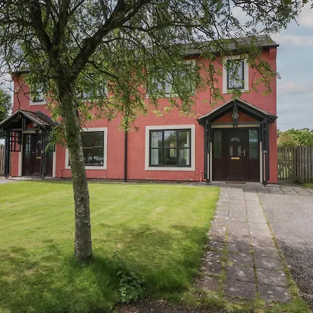 Holiday home 9 Eamont Park *