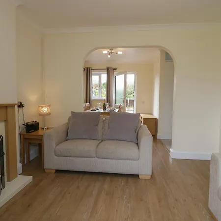 بيت للعطل 9 Eamont Park *